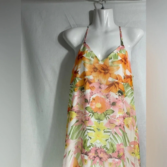 Floral banana republic maxi dress - Picture 3 of 11